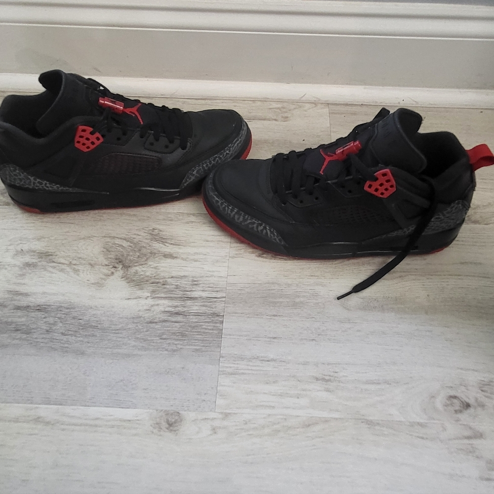 Air Jordan Spizike Low 'Bred'